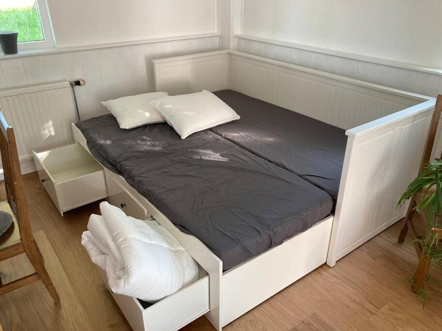 Fin Laegenhet Mitt Pa Bjaerehalvoen Appartement Båstad Buitenkant foto