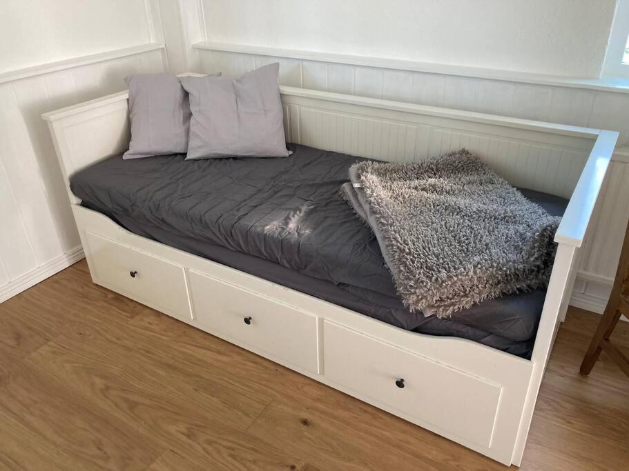 Fin Laegenhet Mitt Pa Bjaerehalvoen Appartement Båstad Buitenkant foto
